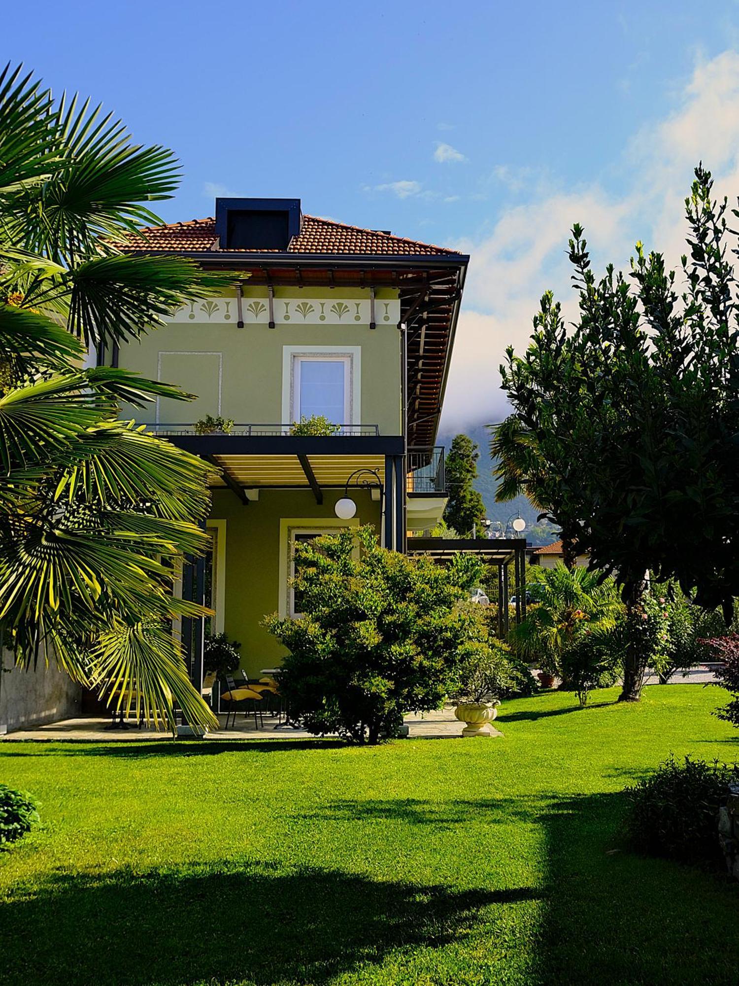 Residenza Laurum Mandello del Lario Extérieur photo